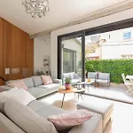 Modern Townhouse With Terrace & Parking In The Heart Of Old Antibes